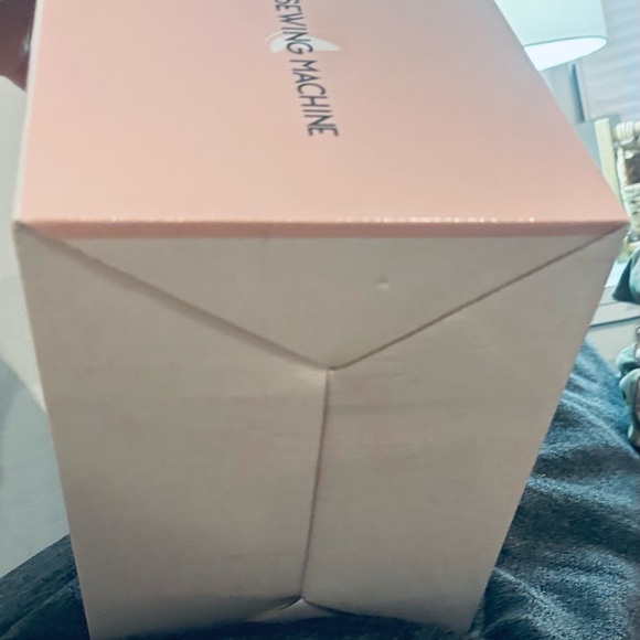 Mini Sewing Machine by Magicfly - Picture 13 of 17